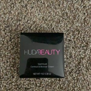 Huida Beauty Tantour